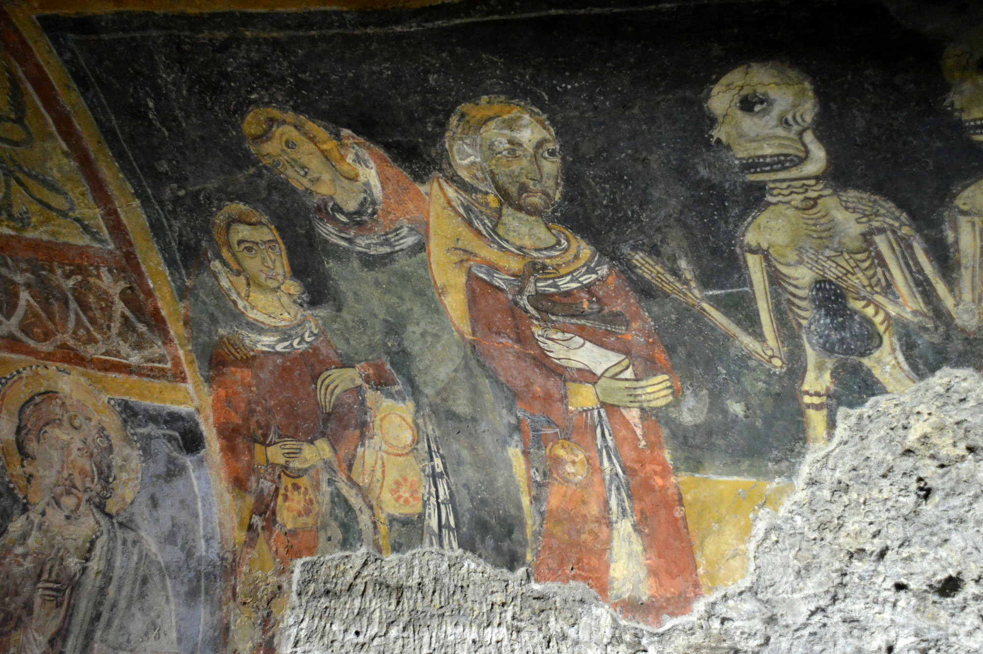 Darstellung (vermutlich) Friedrichs II. in der Cripta Santa Margherita in Melfi. Foto: Julian Krenz