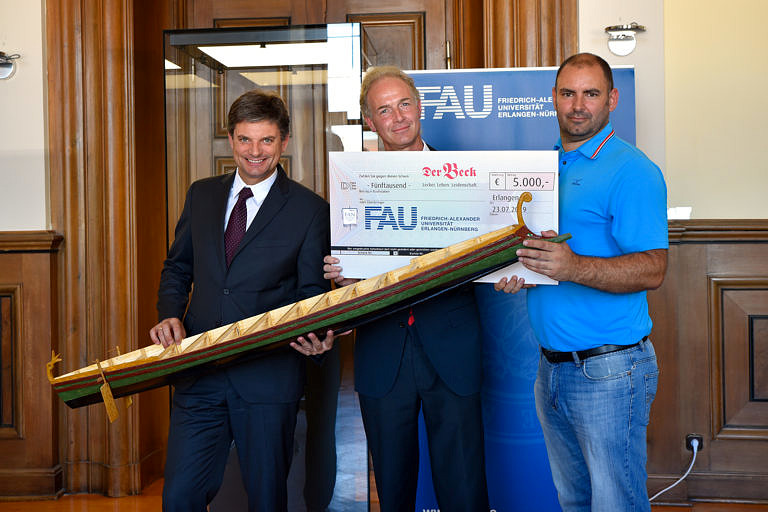 Römerboot der Professur für Alte Geschichte erhält 5000€ von „Der Beck“