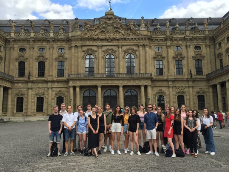 Rokokoglanz und Italianità am Main: Tagesexkursion nach Würzburg