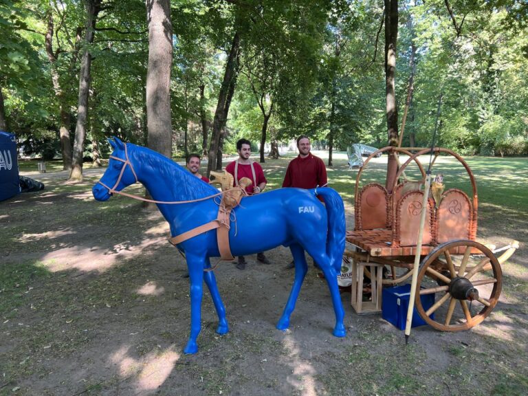 Neues von der Professur für Alte Geschichte (Amphibische Unternehmung, 69. Schlossgartenfest u.a.)